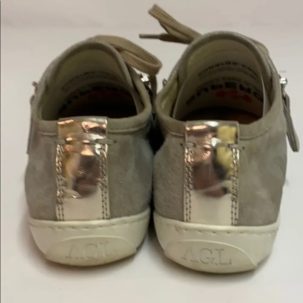 AGL,‎ Metallic Cap Toe Zip Sneaker size 8/38 A17